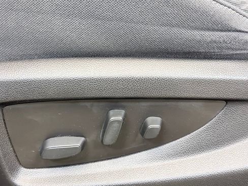 Used 2018 Chevrolet Silverado 1500 LT w/ All Star Edition AWD/4WD image 13