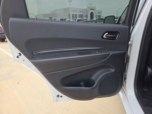 Used 2024 Dodge Durango GT AWD/4WD image 15