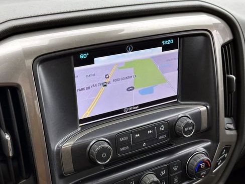 Used 2018 Chevrolet Silverado 2500 High Country w/ Duramax Plus Package AWD/4WD image 30