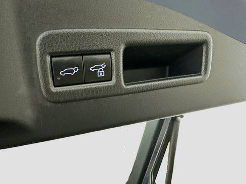 Used 2023 Subaru Solterra AWD image 30