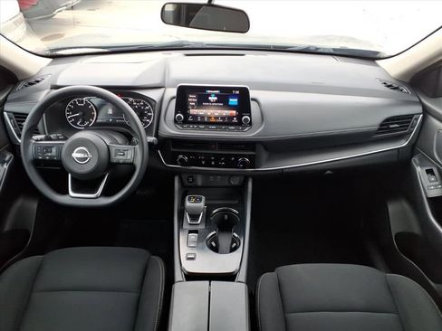 Used 2024 Nissan Rogue S image 14