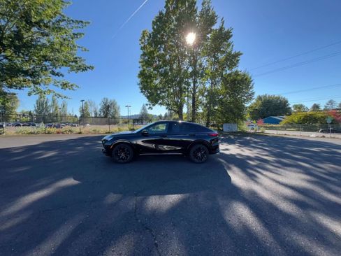 Used 2025 Buick Envista Sport Touring image 16