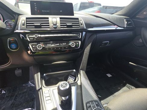 Used 2018 BMW M3 RWD image 13