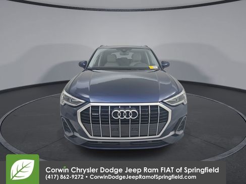 Used 2025 Audi Q3 2.0T Premium AWD/4WD image 3