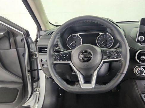 Used 2022 Nissan Sentra SV image 18