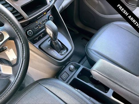 Used 2020 Ford Transit Connect XL image 16