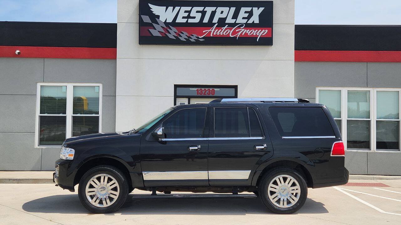 Used 2013 Lincoln Navigator 4WD image 31