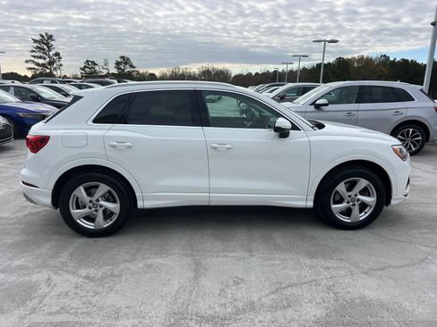 Used 2020 Audi Q3 2.0T Premium w/ Convenience Package image 4