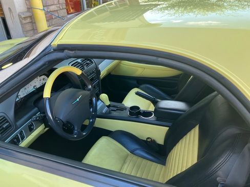 Used 2002 Ford Thunderbird image 5