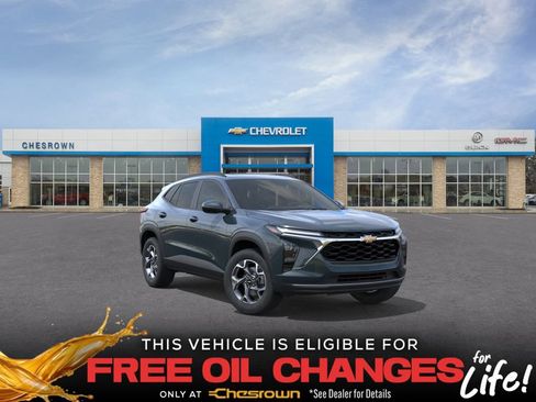 New 2026 Chevrolet Trax LT w/ Sunroof Package FWD image 1
