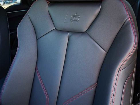 New 2025 Audi Q3 2.0T Premium Plus image 28