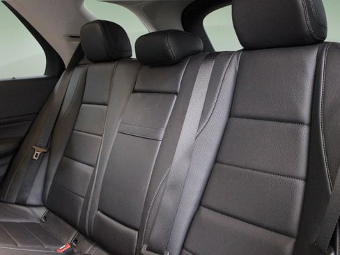 Used 2020 Mercedes-Benz GLE 450 4MATIC image 25