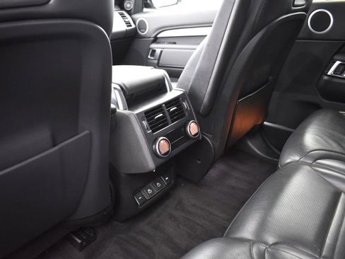 Used 2022 Land Rover Discovery HSE R-Dynamic image 25