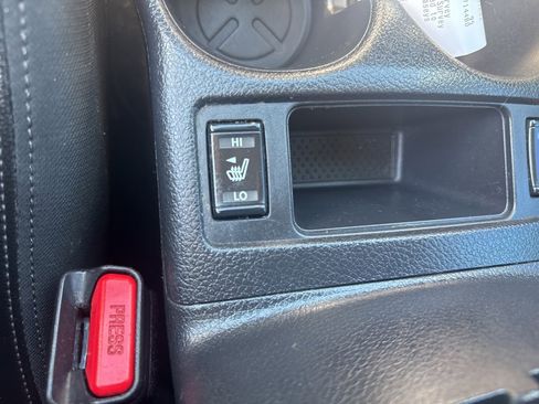 Used 2020 Nissan Rogue SL w/ Premium Package image 17