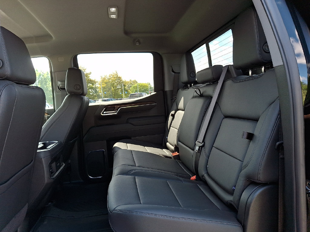 New 2026 Chevrolet Silverado 1500 RST AWD/4WD image 6