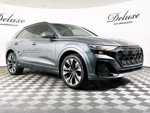 Used 2024 Audi Q8 Premium Plus w/ Premium Plus Package AWD/4WD image 1