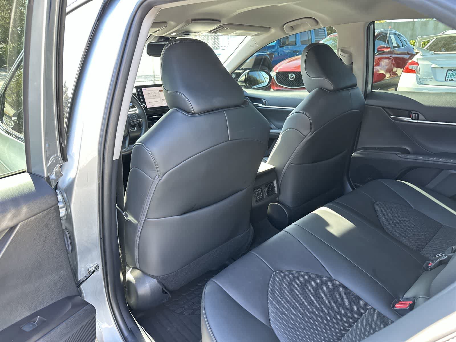 Used 2024 Toyota Camry XSE FWD image 17