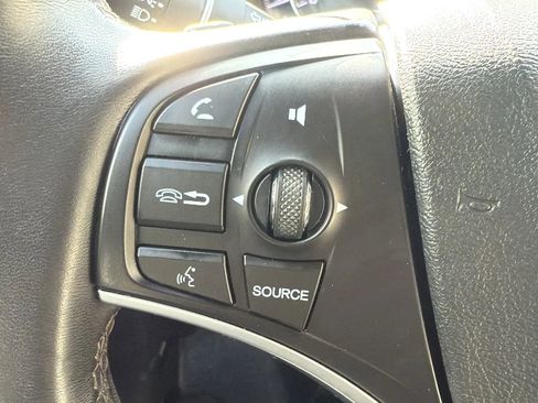 Used 2020 Acura MDX SH-AWD image 12