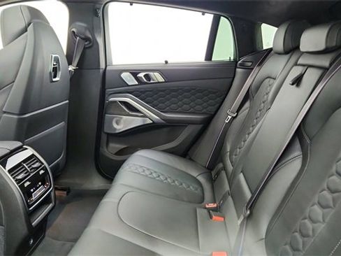 Used 2025 BMW X6 M Competition w/ Executive Package image 28