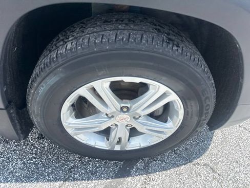 Certified 2020 GMC Terrain SLE w/ Driver Convenience Package AWD/4WD image 9