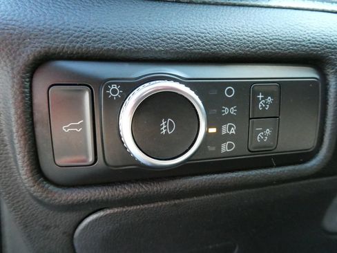 Used 2022 Ford Explorer ST w/ Equipment Group 401A AWD/4WD image 27