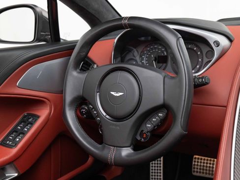 Used 2014 Aston Martin Vanquish Volante RWD image 10