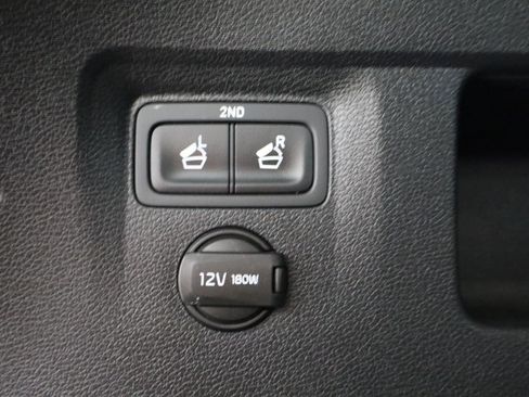 Used 2020 Kia Telluride S w/ S 8 Passenger Seating Package AWD/4WD image 34