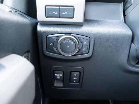 Used 2020 Ford F150 Raptor w/ Equipment Group 802A Luxury image 11