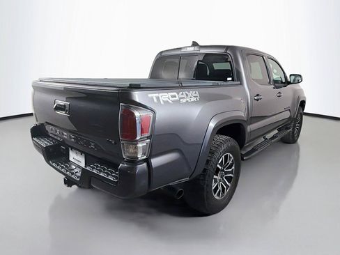 Used 2021 Toyota Tacoma TRD Sport w/ TRD Premium Sport Package AWD/4WD image 5