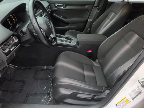 Used 2025 Honda Civic Sport image 16