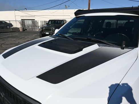 Used 2017 Ford F150 Raptor w/ Equipment Group 802A Luxury AWD/4WD image 20