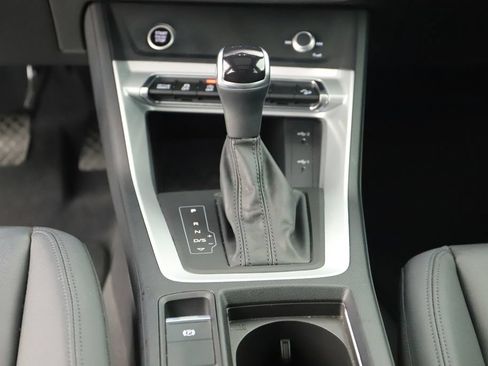 Certified 2023 Audi Q3 2.0T Premium w/ Convenience Package AWD/4WD image 21