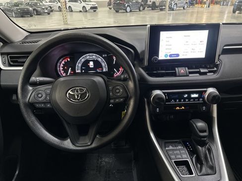 Used 2025 Toyota RAV4 LE image 27