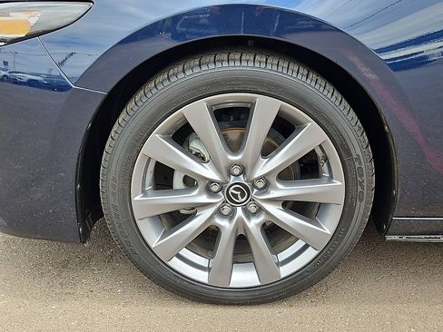 Used 2024 MAZDA MAZDA3 s FWD image 7