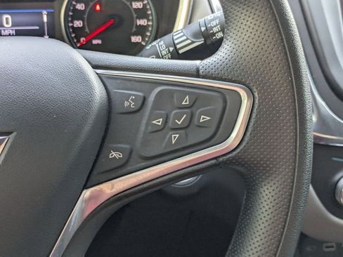 Used 2023 Chevrolet Equinox LS w/ LS Convenience Package FWD image 5