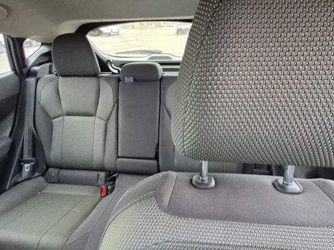 Used 2024 Subaru Crosstrek 2.0i Premium image 10