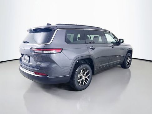 New 2025 Jeep Grand Cherokee L Limited w/ Luxury Tech Group II image 7