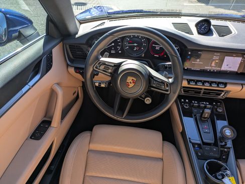 Used 2024 Porsche 911 Carrera 4 image 14