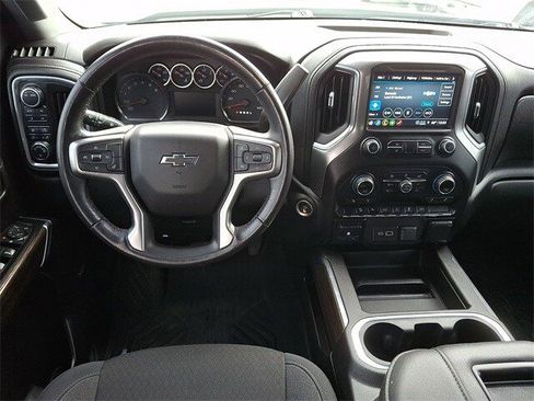 Used 2021 Chevrolet Silverado 1500 LT Trail Boss w/ Convenience Package II image 11