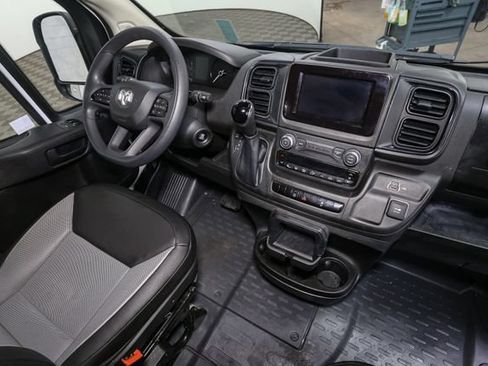 Used 2026 RAM ProMaster 2500 w/ Convenience Group FWD image 16