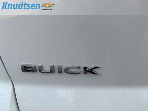 Used 2012 Buick Enclave AWD image 12