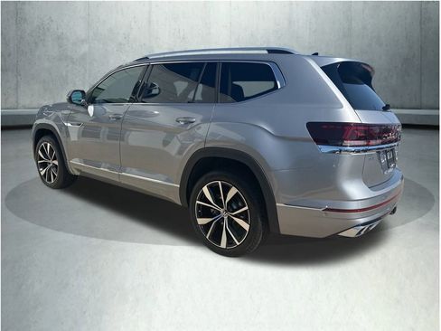 New 2026 Volkswagen Atlas SEL Premium R-Line image 3