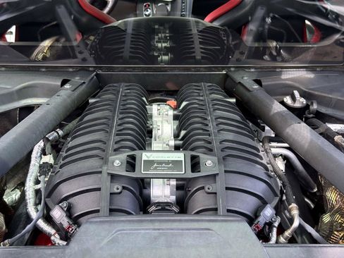 Used 2024 Chevrolet Corvette Z06 RWD image 12