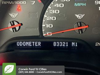 Used 2004 Chevrolet Corvette Convertible w/ Preferred Equipment Group RWD video 2