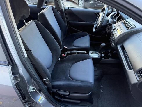 Used 2008 Honda Fit image 9
