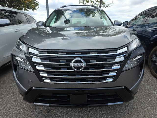 Certified 2026 Nissan Rogue Platinum w/ Platinum Premium Package AWD/4WD image 2
