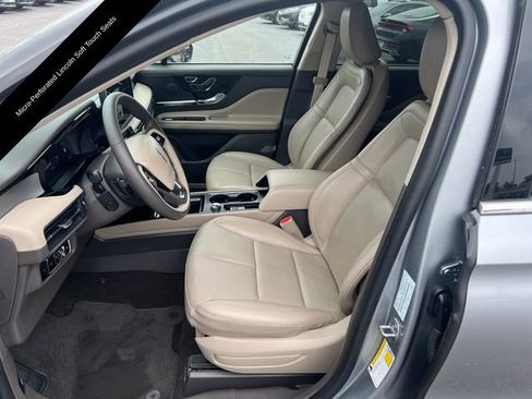Used 2023 Lincoln Corsair AWD w/ Equipment Group 101A image 14