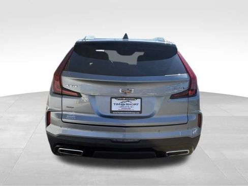 Used 2024 Cadillac XT4 Premium Luxury image 10