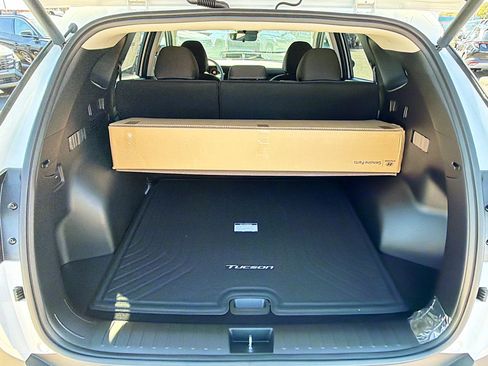 New 2026 Hyundai Tucson SEL image 12