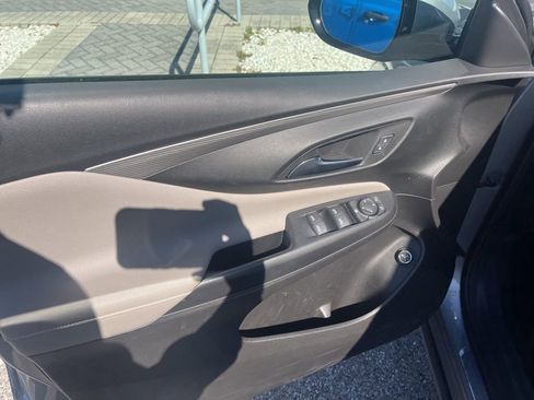 Used 2024 Buick Envista Avenir image 12